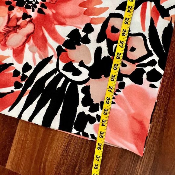 Dress Size 4 - Picture 3 of 7